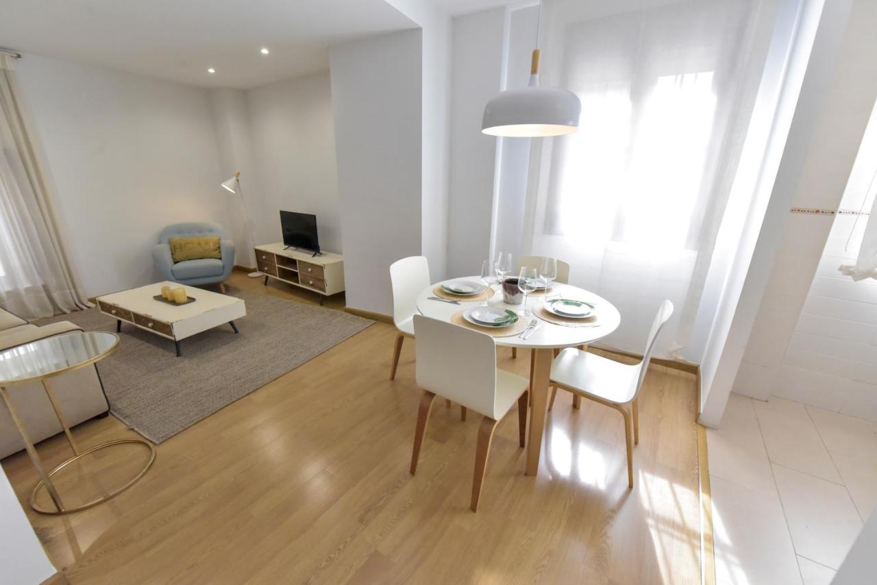 New! Retro Apartment In Central Neighbourhood Sevilla Dış mekan fotoğraf